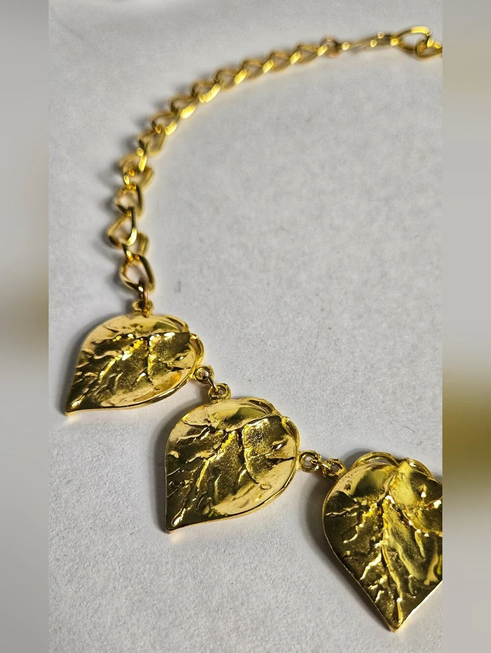 Vintage Gold Leaf-Link Necklace - Gold Tone - Picture 9 of 12